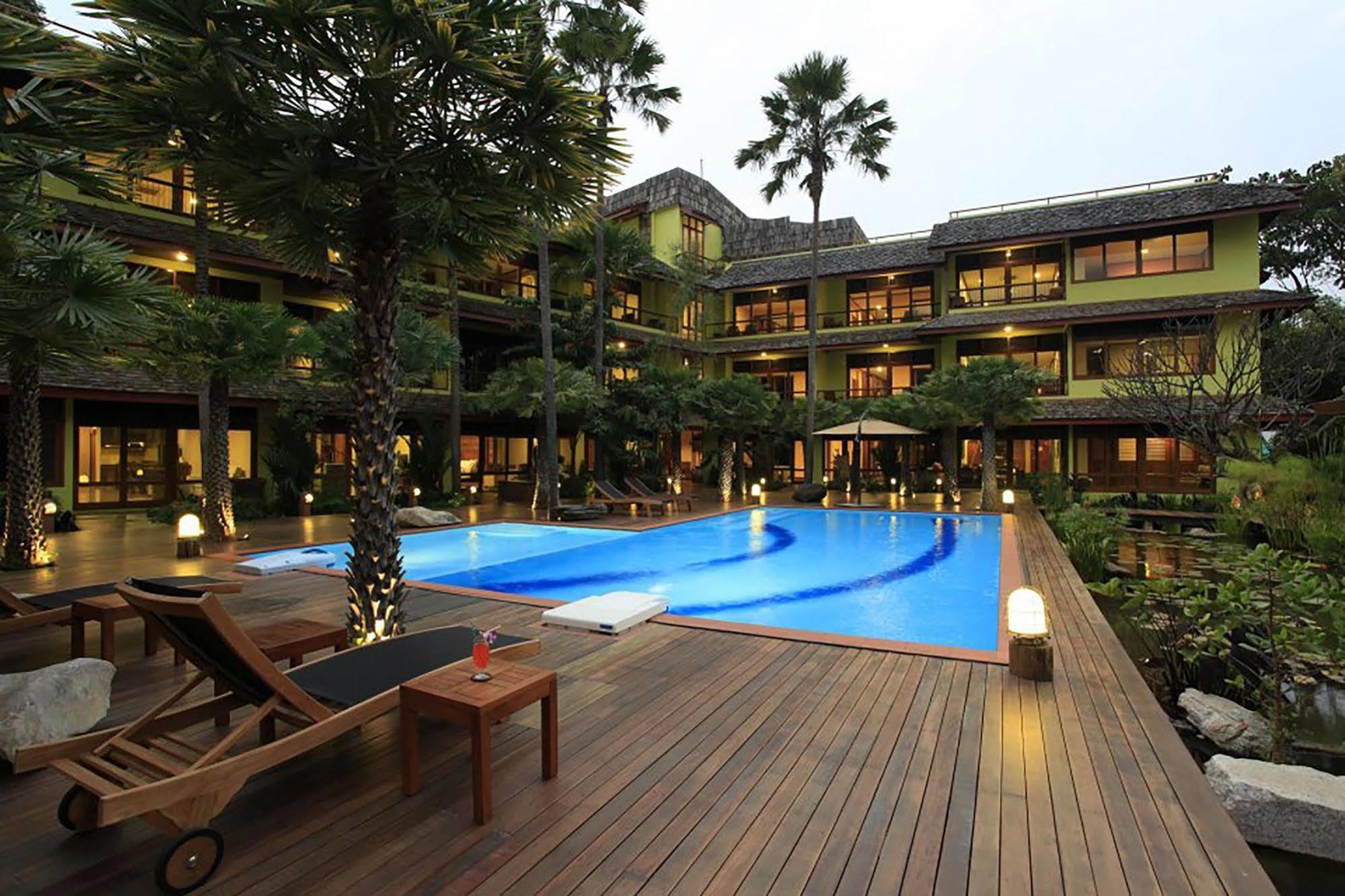 Vc@Suanpaak Boutique Hotel & Service Apartment Chiang Mai Luaran gambar